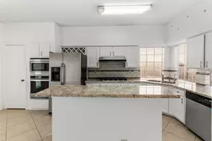 5403 Haven Oaks Dr, Kingwood, TX 77339 - Photo 15