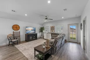 923 Kinder Sky Ln, Rosharon, TX 77583 - Photo 13