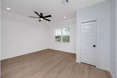 1943 Longmire Villas Court, Conroe, TX 77304 - Photo 19