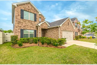 10313 South Goshawk Trail, Conroe, TX 77385 - Photo 3
