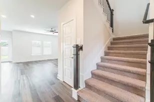 10313 S Goshawk Trl, Conroe, TX 77385 - Photo 5