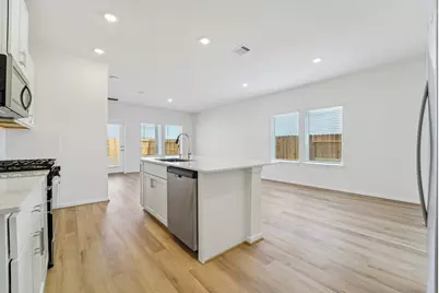 11434 Dark Amethyst Drive, Houston, TX 77048 - Photo 3