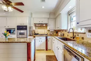 30819 Quinn Rd, Tomball, TX 77375 - Photo 9