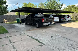 7305 S Gessner Rd, Houston, TX 77036 - Photo 17