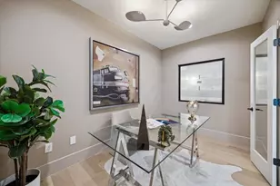 10422 Timberoak Dr, Houston, TX 77043 - Photo 25