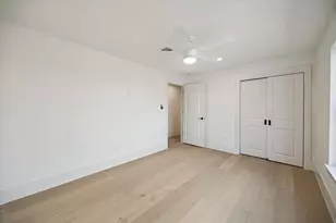10422 Timberoak Dr, Houston, TX 77043 - Photo 37