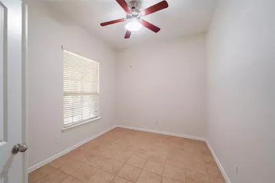 12206 Cove Bluff Court, Cypress, TX 77433 - Photo 11