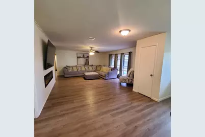 305 Hereford Rd, Brookshire, TX 77423 - Photo 5