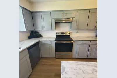 305 Hereford Rd, Brookshire, TX 77423 - Photo 9