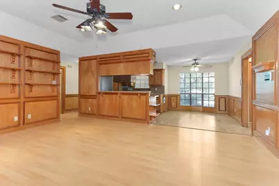 1706 Shawnee Street, Navasota, TX 77868 - Photo 9