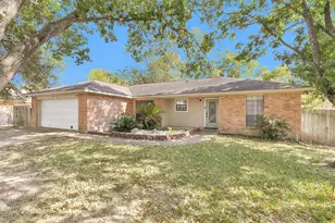 1706 Shawnee St, Navasota, TX 77868 - Photo 1