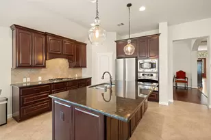 13503 Navigate Point Ln, Houston, TX 77044 - Photo 5