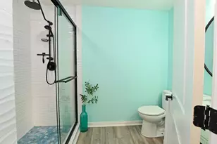 190 Barracuda, Bayou Vista, TX 77563 - Photo 17