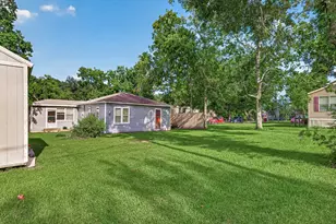 3514 Commerce St, Damon, TX 77430 - Photo 35
