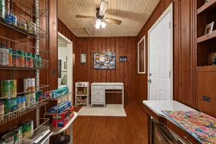 3514 Commerce St, Damon, TX 77430 - Photo 9