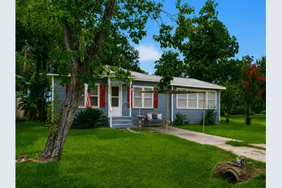 3514 Commerce Street, Damon, TX 77430 - Photo 1