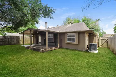 17002 Enchanted Circle E, Sugar Land, TX 77498 - Photo 15