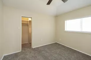 17002 Enchanted Cir E, Sugar Land, TX 77498 - Photo 9