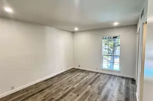 2601 Bellefontaine St, Houston, TX 77025 - Photo 15