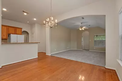 15802 Collinsville Drive, Tomball, TX 77377 - Photo 9