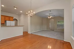 15802 Collinsville Dr, Tomball, TX 77377 - Photo 9