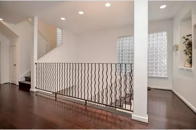 5360 McCulloch Circle, Houston, TX 77056 - Photo 21