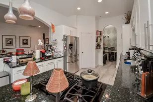 5360 McCulloch Cir, Houston, TX 77056 - Photo 15