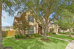 4506 Beacon View Ct, Sugar Land, TX 77479 - Photo 3