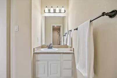 4506 Beacon View Court, Sugar Land, TX 77479 - Photo 37