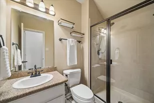 4506 Beacon View Ct, Sugar Land, TX 77479 - Photo 41
