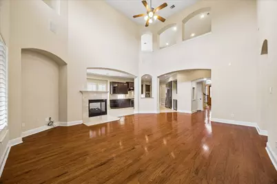 4506 Beacon View Court, Sugar Land, TX 77479 - Photo 13