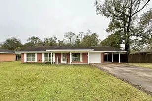 1140 Mitzi St, Vidor, TX 77662 - Photo 1