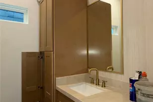 7911 Cora St, Houston, TX 77088 - Photo 21