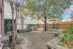 4100 Blossom St, Houston, TX 77007 - Photo 9