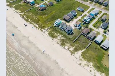 128 Mar Vista Court, Surfside Beach, TX 77541 - Photo 5