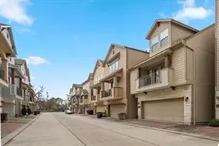 2627 Shady Woods Ln, Houston, TX 77008 - Photo 33