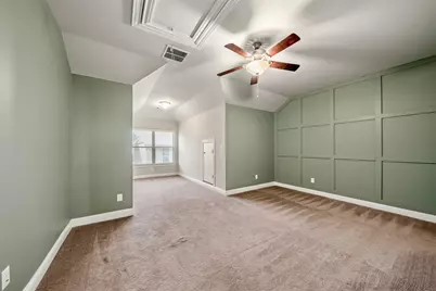 2627 Shady Woods Lane, Houston, TX 77008 - Photo 25