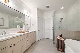 2627 Shady Woods Ln, Houston, TX 77008 - Photo 21