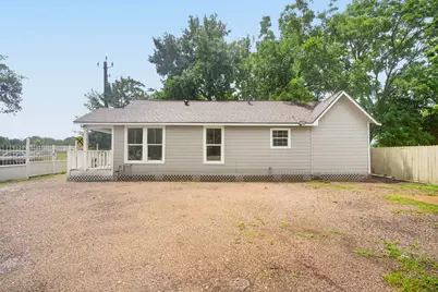107 N 10th Street, Richmond, TX 77469 - Photo 35