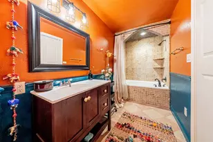 9400 Doliver Dr, Houston, TX 77063 - Photo 5