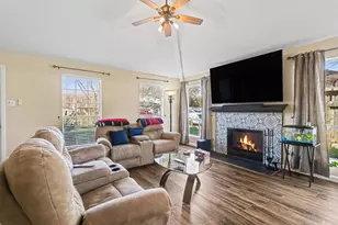 10011 Sand Pass Ln, Houston, TX 77064 - Photo 5