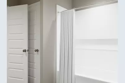 15643 Coneflower Hills Drive, Houston, TX 77090 - Photo 15