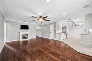 1213 E Brown Ln, Deer Park, TX 77536 - Photo 11