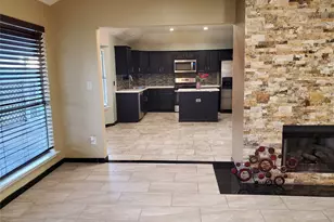 2107 Tower Bridge Rd, Pearland, TX 77581 - Photo 5