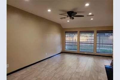 2107 Tower Bridge Road, Pearland, TX 77581 - Photo 3