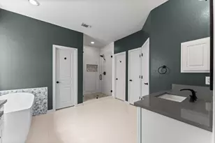 19218 Country Village Dr, Spring, TX 77388 - Photo 17