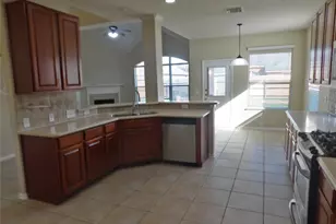 2511 Sunlight Ln, Pearland, TX 77584 - Photo 5