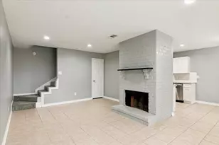 8540 Glen Meadow Ln, Beaumont, TX 77706 - Photo 11