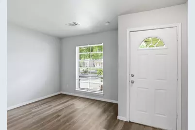 5242 Grace Point Lane, Houston, TX 77048 - Photo 7