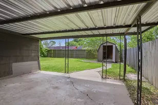 5242 Grace Point Ln, Houston, TX 77048 - Photo 31